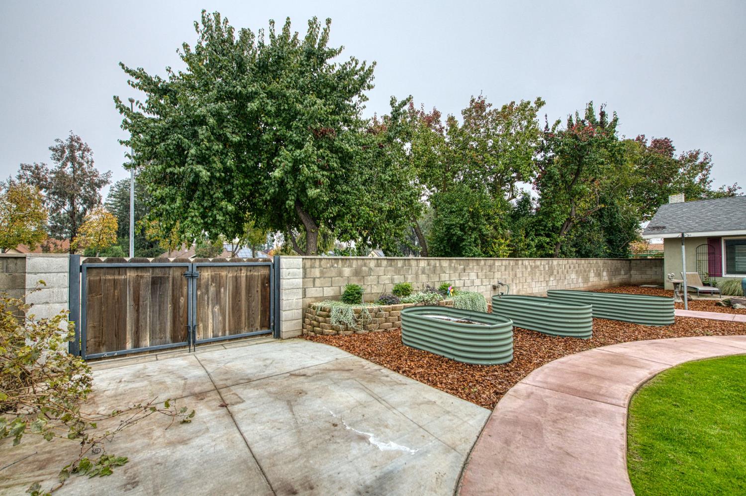 3338 E Menlo Ave, Fresno, CA 93710