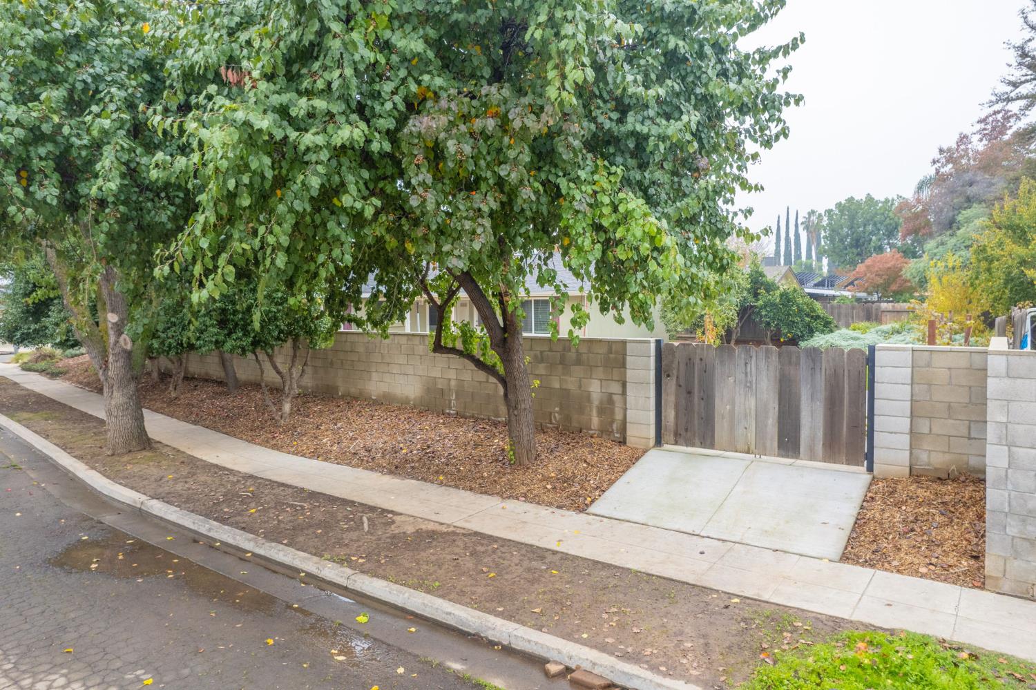 3338 E Menlo Ave, Fresno, CA 93710