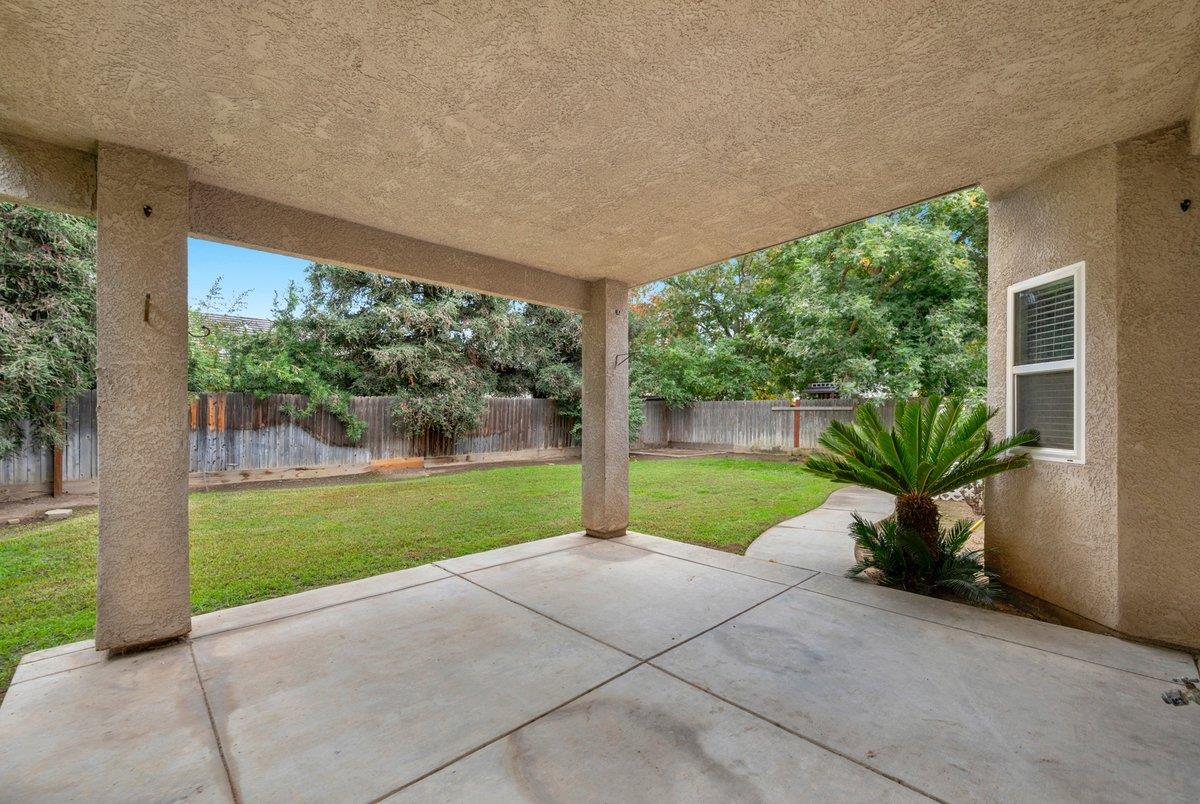 239 N Timmy Ave, Clovis, CA 93612