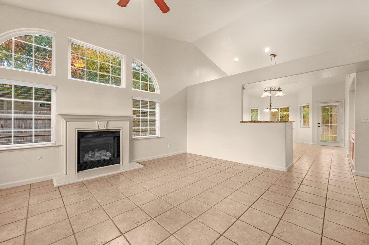 239 N Timmy Ave, Clovis, CA 93612