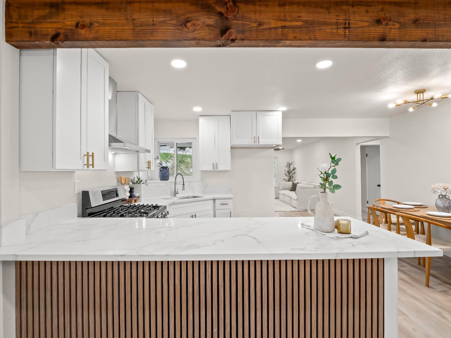 4679 E Norwich Ave, Fresno, CA 93726