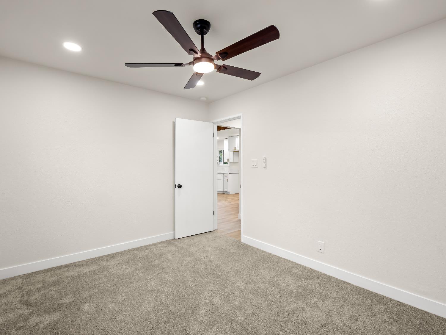 4679 E Norwich Ave, Fresno, CA 93726