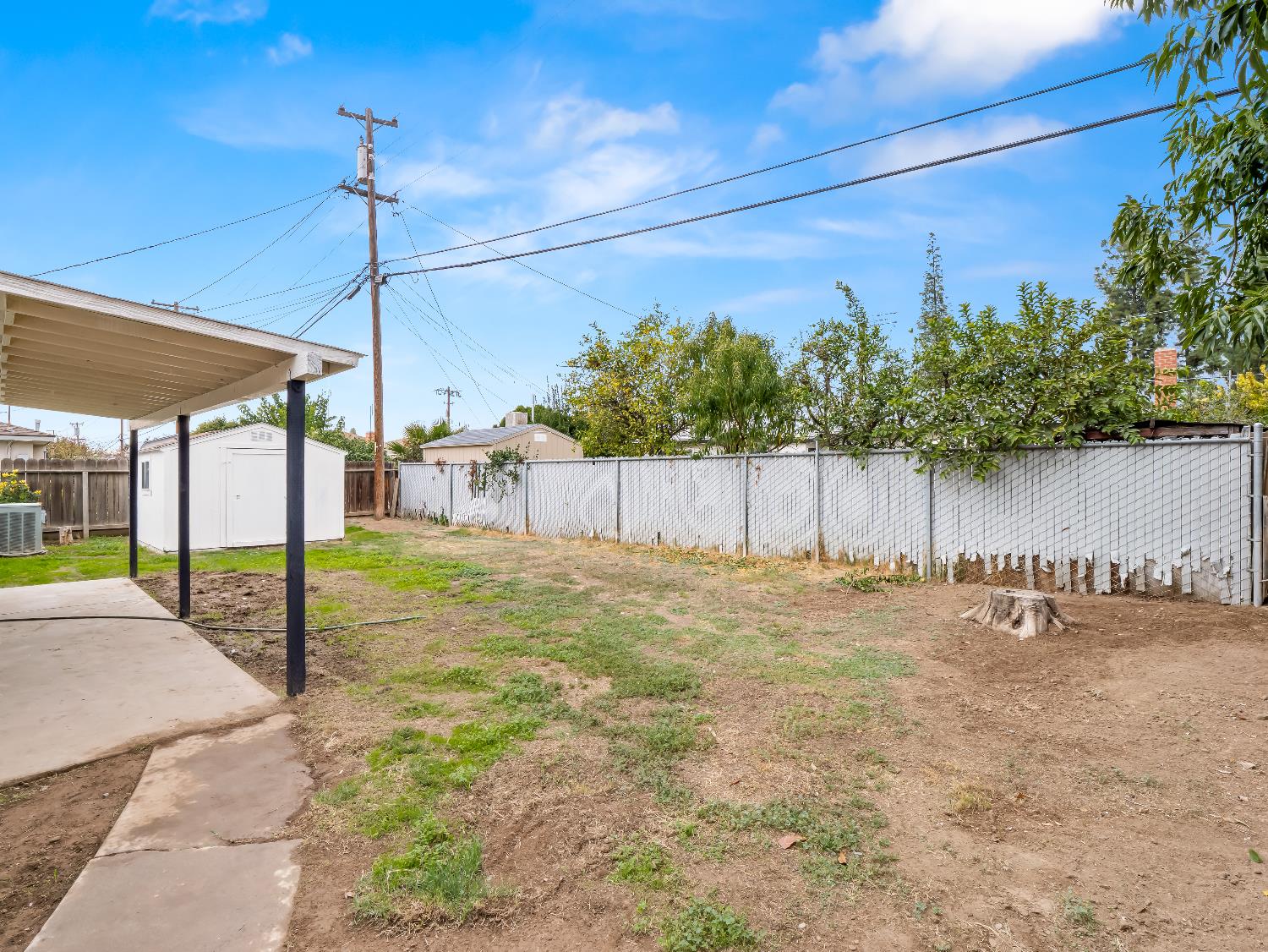 4679 E Norwich Ave, Fresno, CA 93726