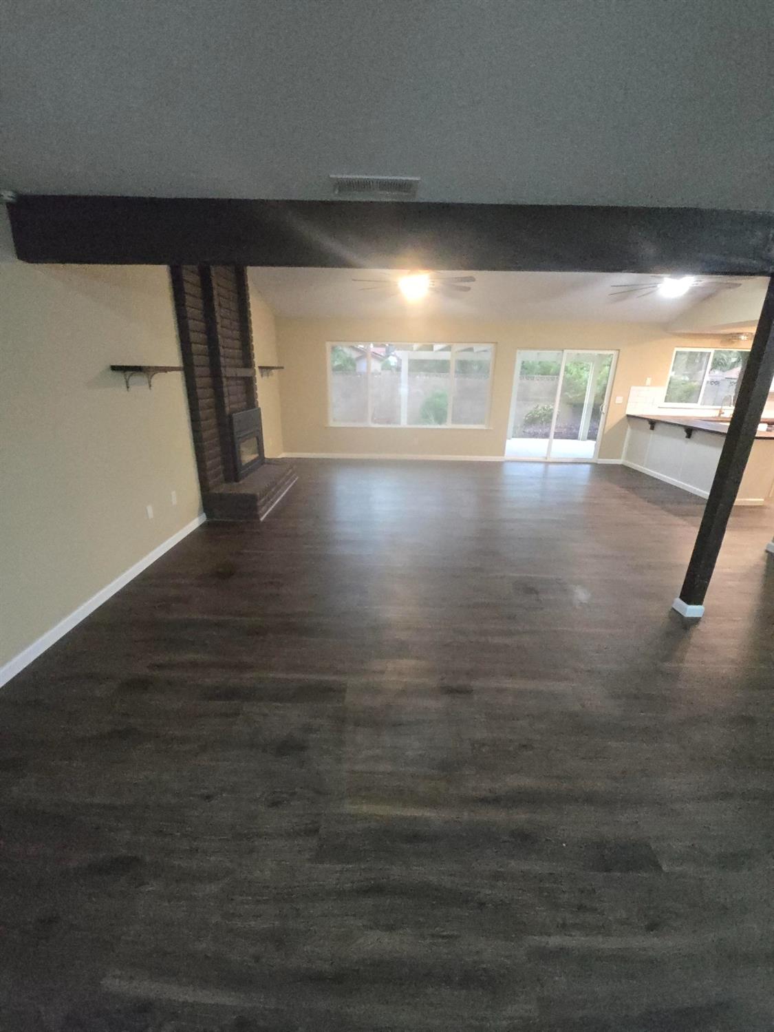 1946 Calimyrna Ave, Clovis, CA 93611