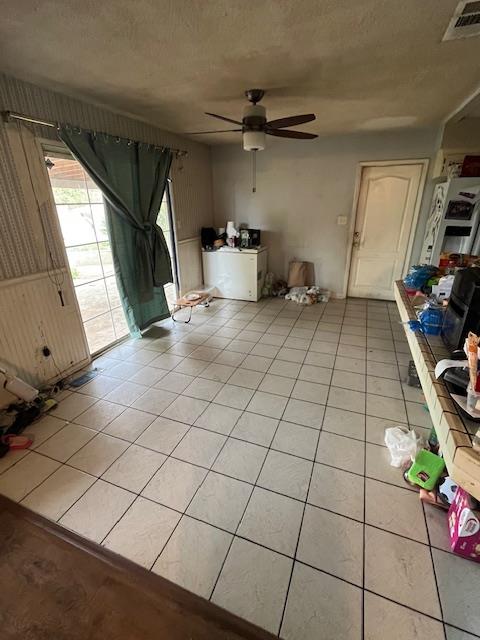 4959 E Carmen, Fresno, CA 93727