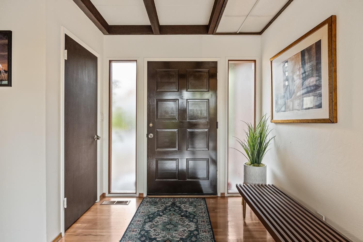 1135 E Santa Ana Ave, Fresno, CA 93704