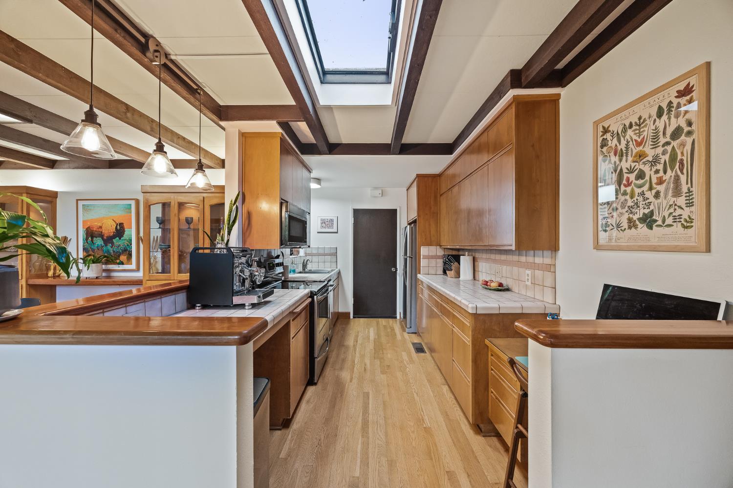 1135 E Santa Ana Ave, Fresno, CA 93704