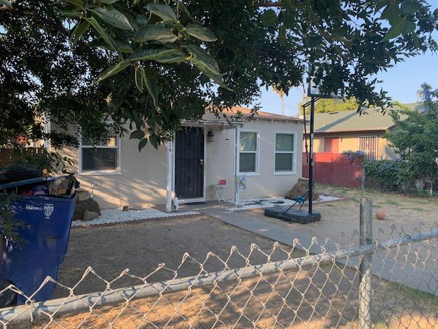 3614 E Washington Ave, Fresno, CA 93702