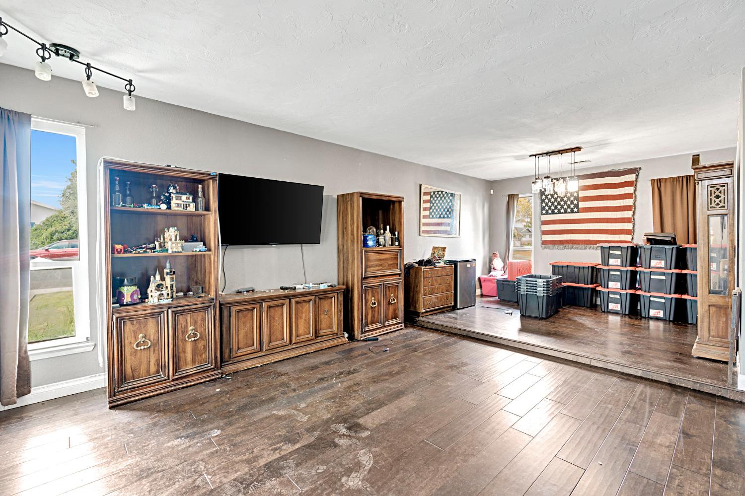 1192 Ashland Dr, Lemoore, CA 93245