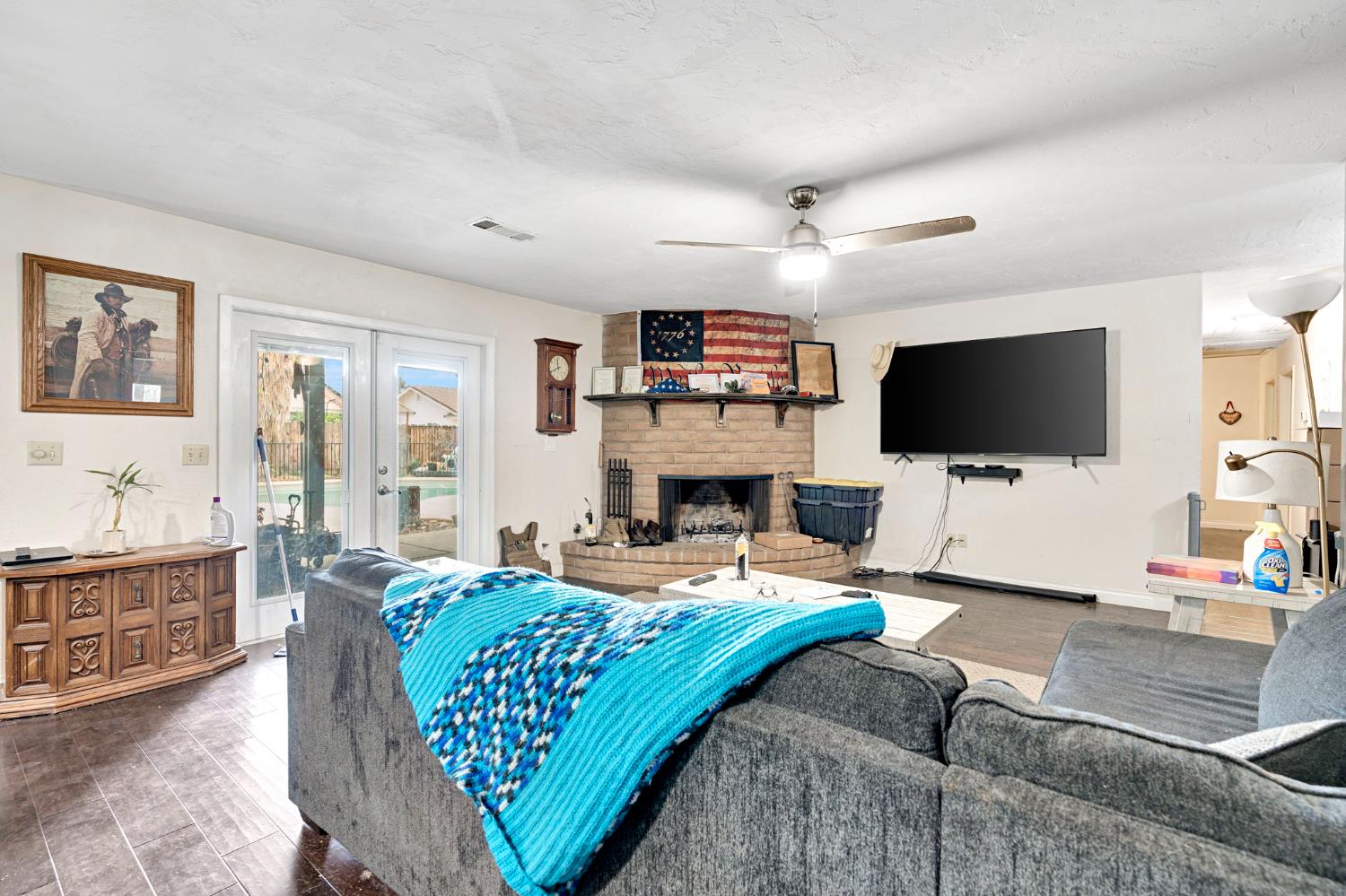 1192 Ashland Dr, Lemoore, CA 93245