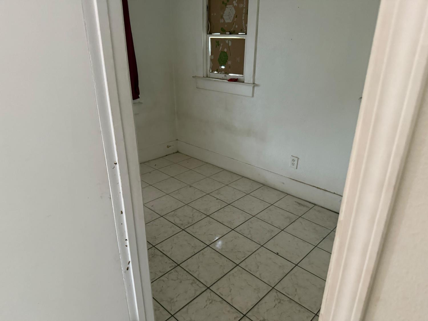 3431 E Lowe Ave, Fresno, CA 93702