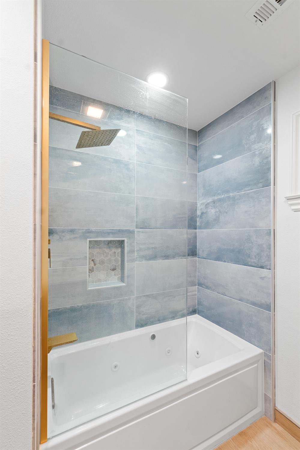 1345 W Escalon Ave, Fresno, CA 93711