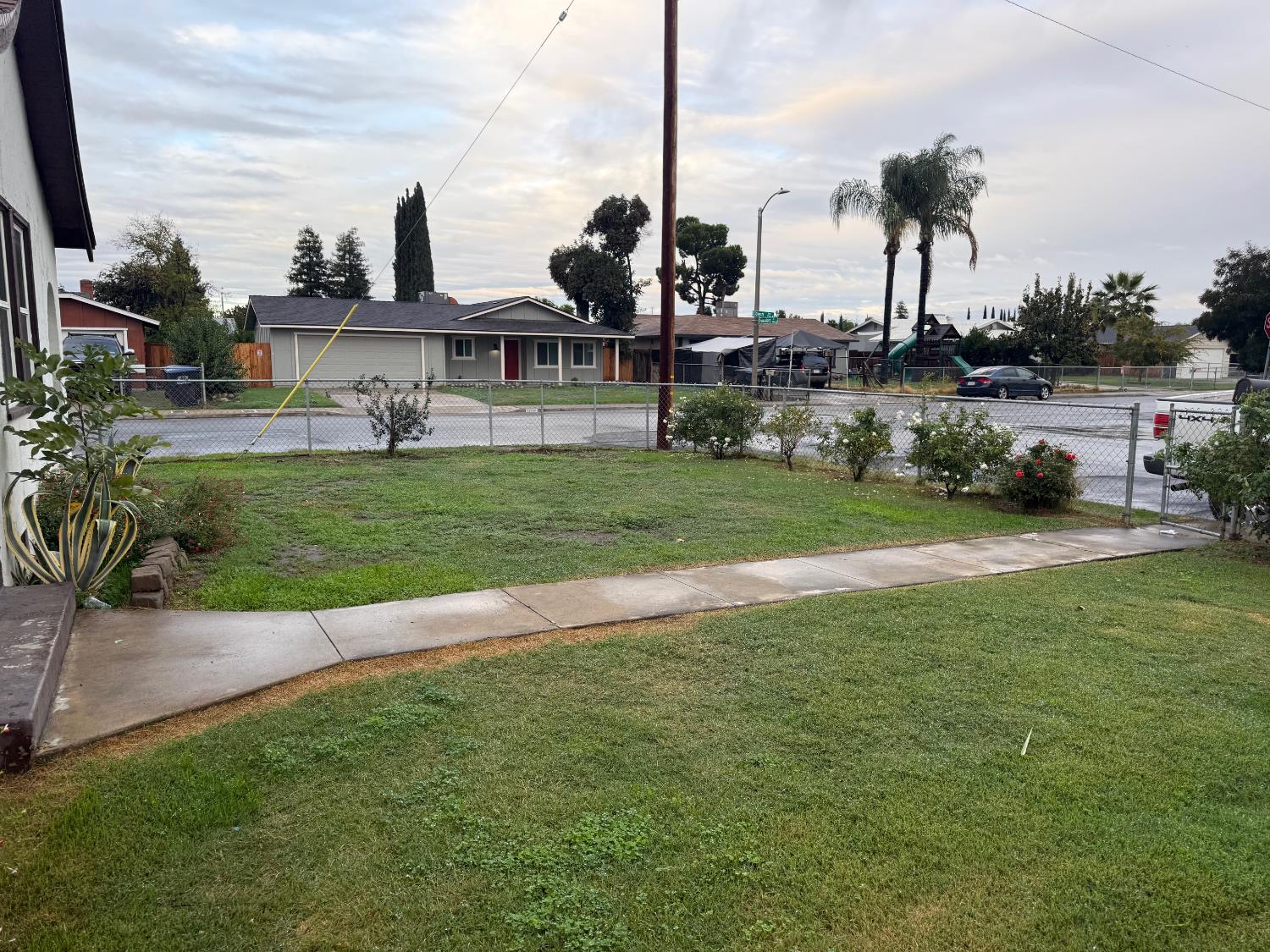 1409 N Divisadero St, Visalia, CA 93291