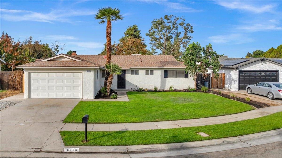 6035 N Selland Ave, Fresno, CA 93711