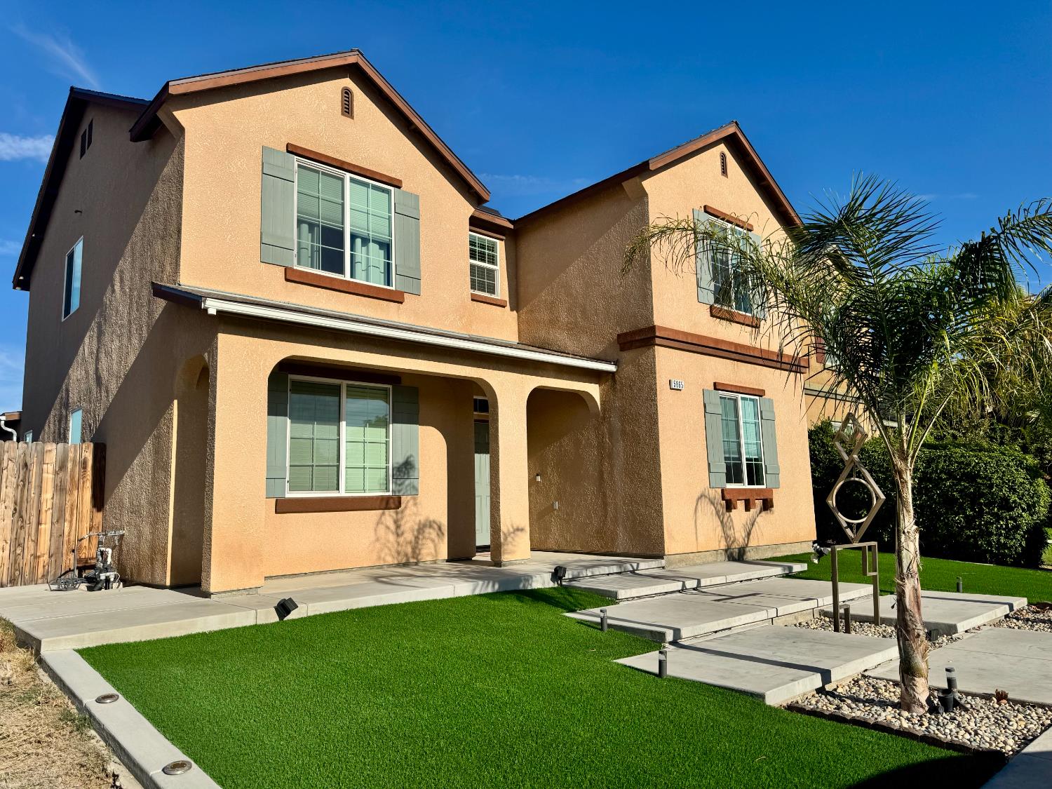 5865 E Beck Ave, Fresno, CA 93727