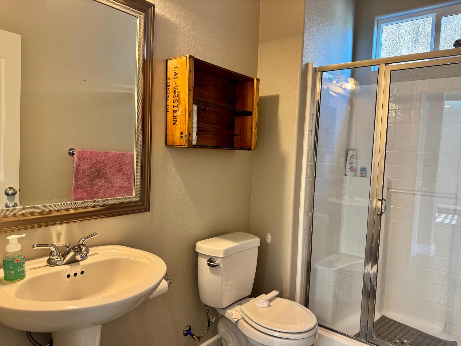 5865 E Beck Ave, Fresno, CA 93727