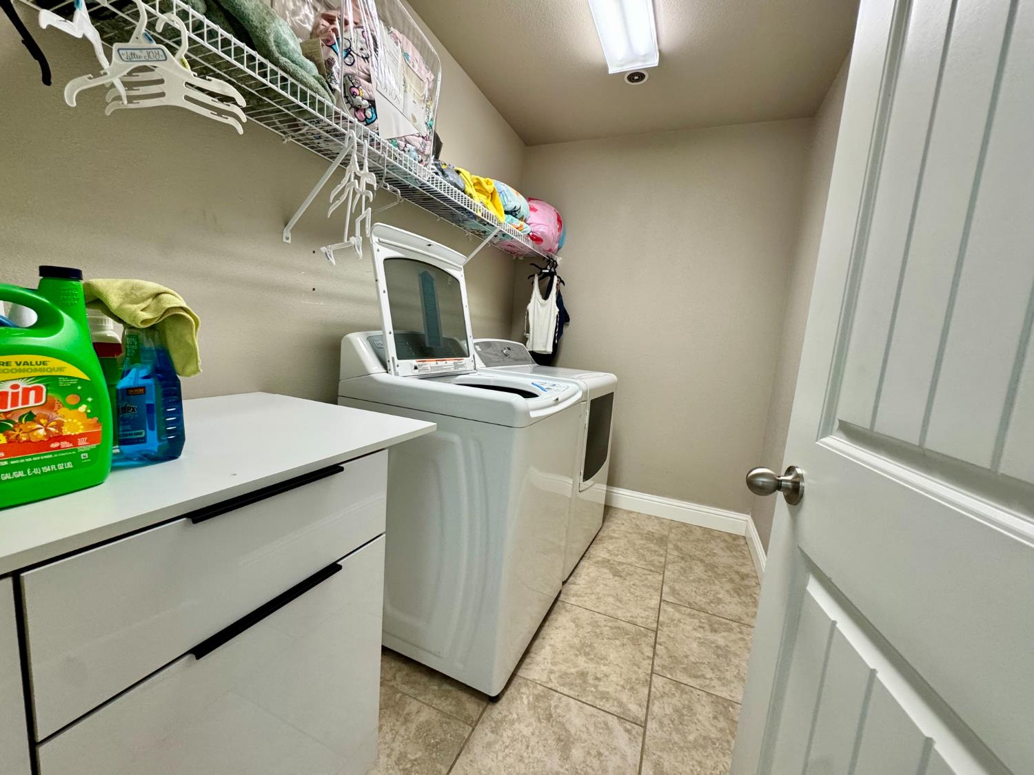 5865 E Beck Ave, Fresno, CA 93727