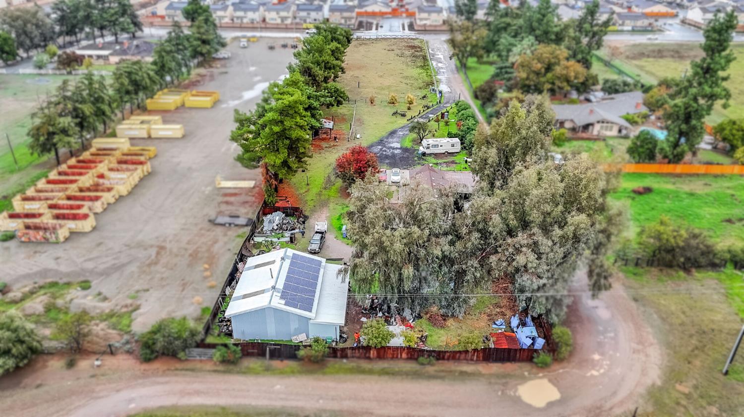 1923 N Armstrong Ave, Fresno, CA 93727