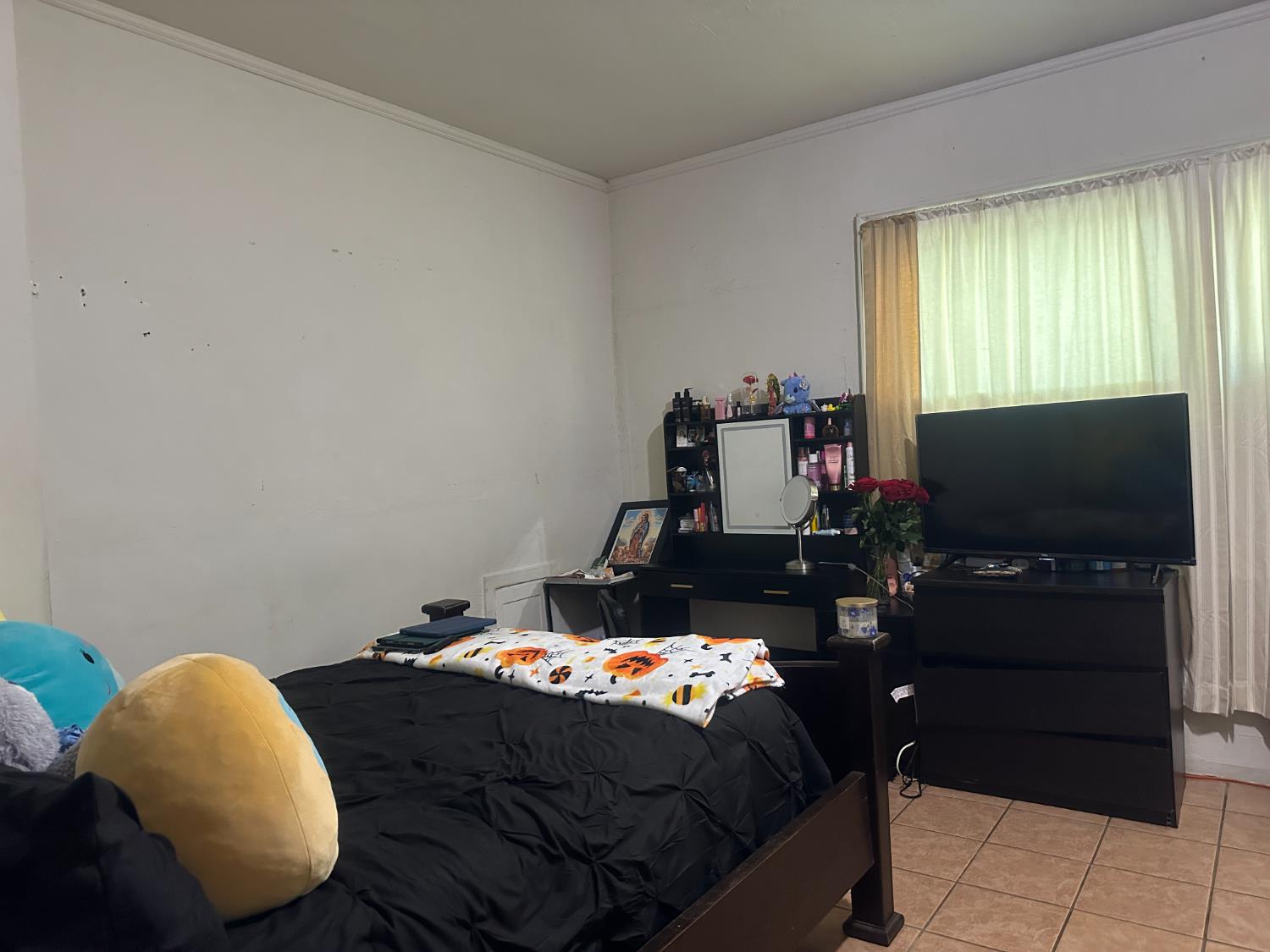 901 Mariposa, Kingsburg, CA 93631