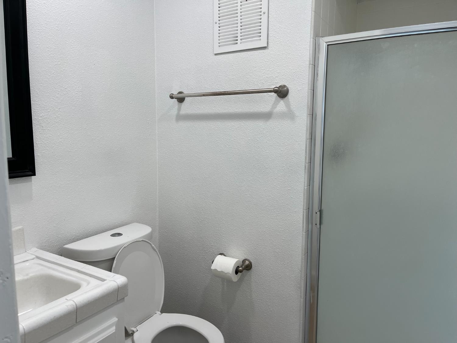 4529 N Warren Ave, Fresno, CA 93705