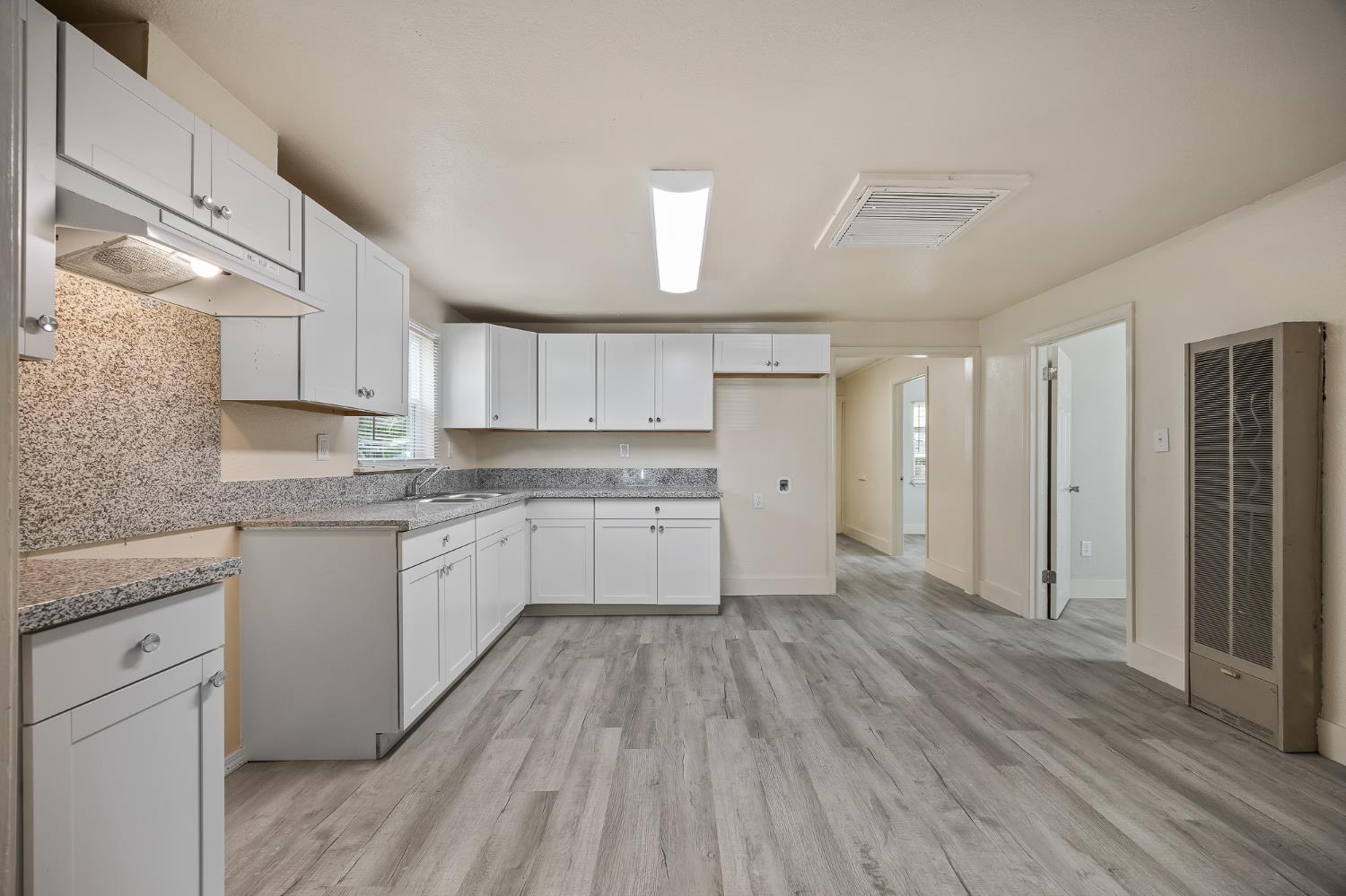 741 W Myers Ave, Fresno, CA 93706