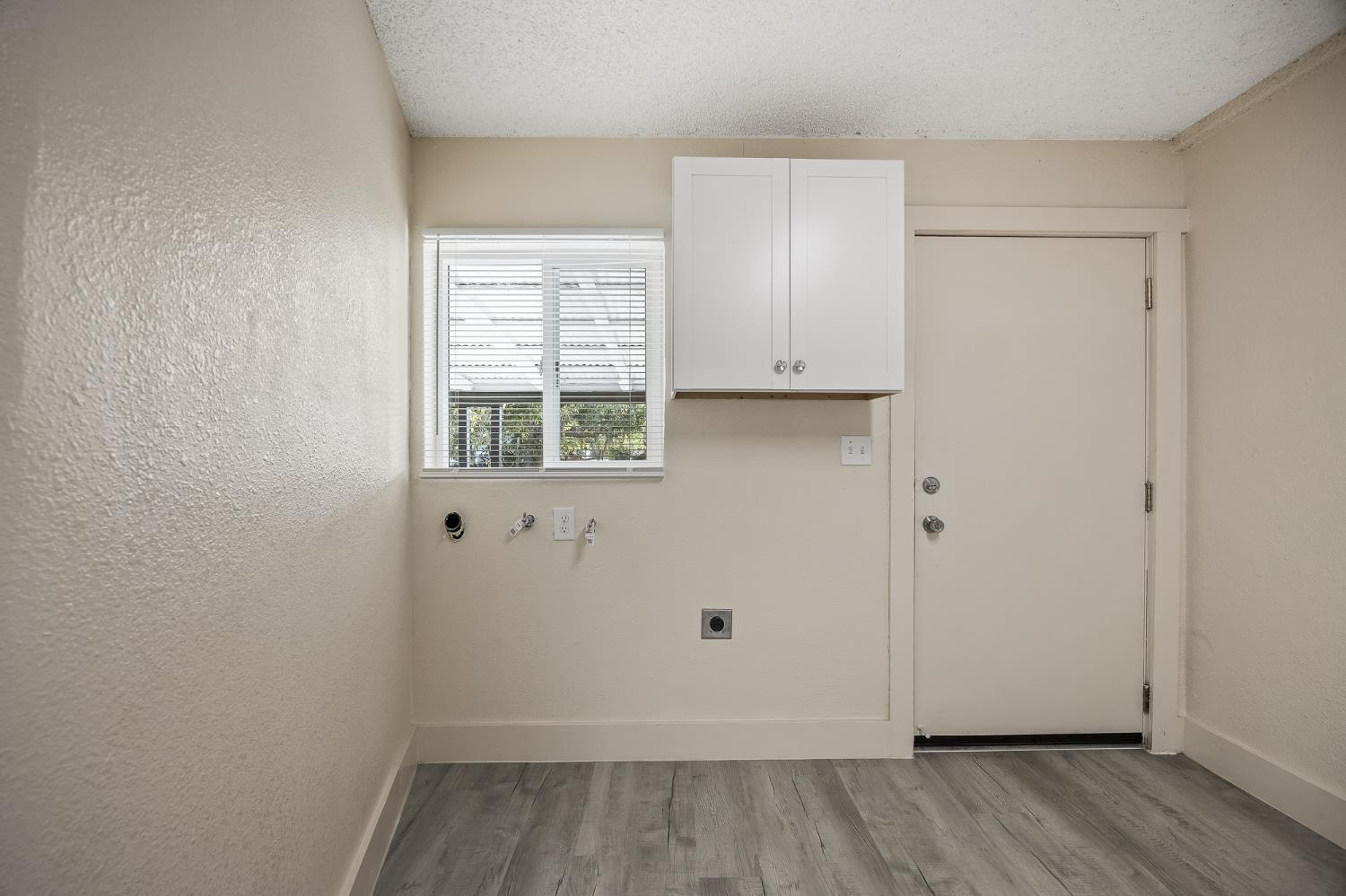 741 W Myers Ave, Fresno, CA 93706