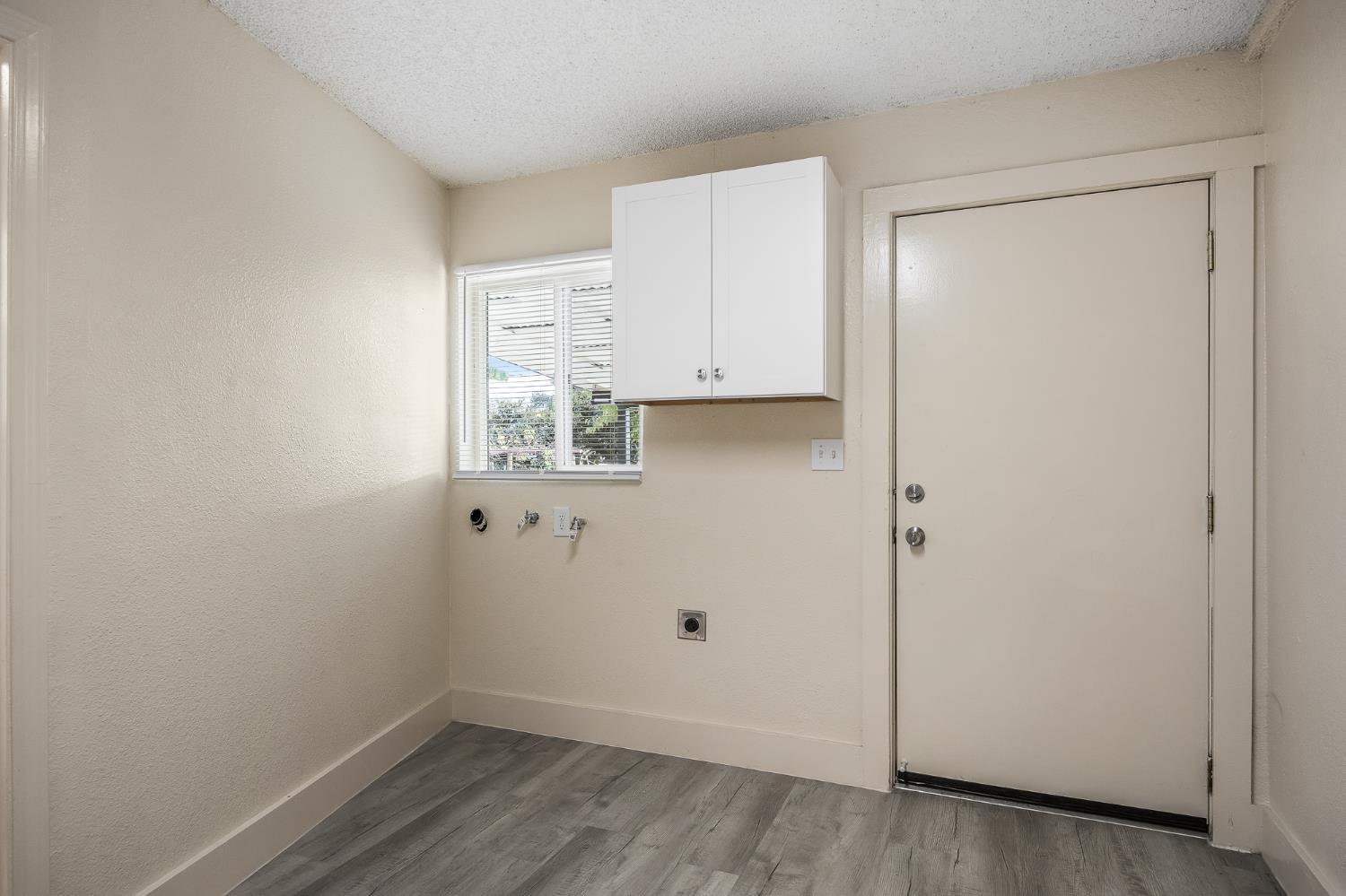 741 W Myers Ave, Fresno, CA 93706