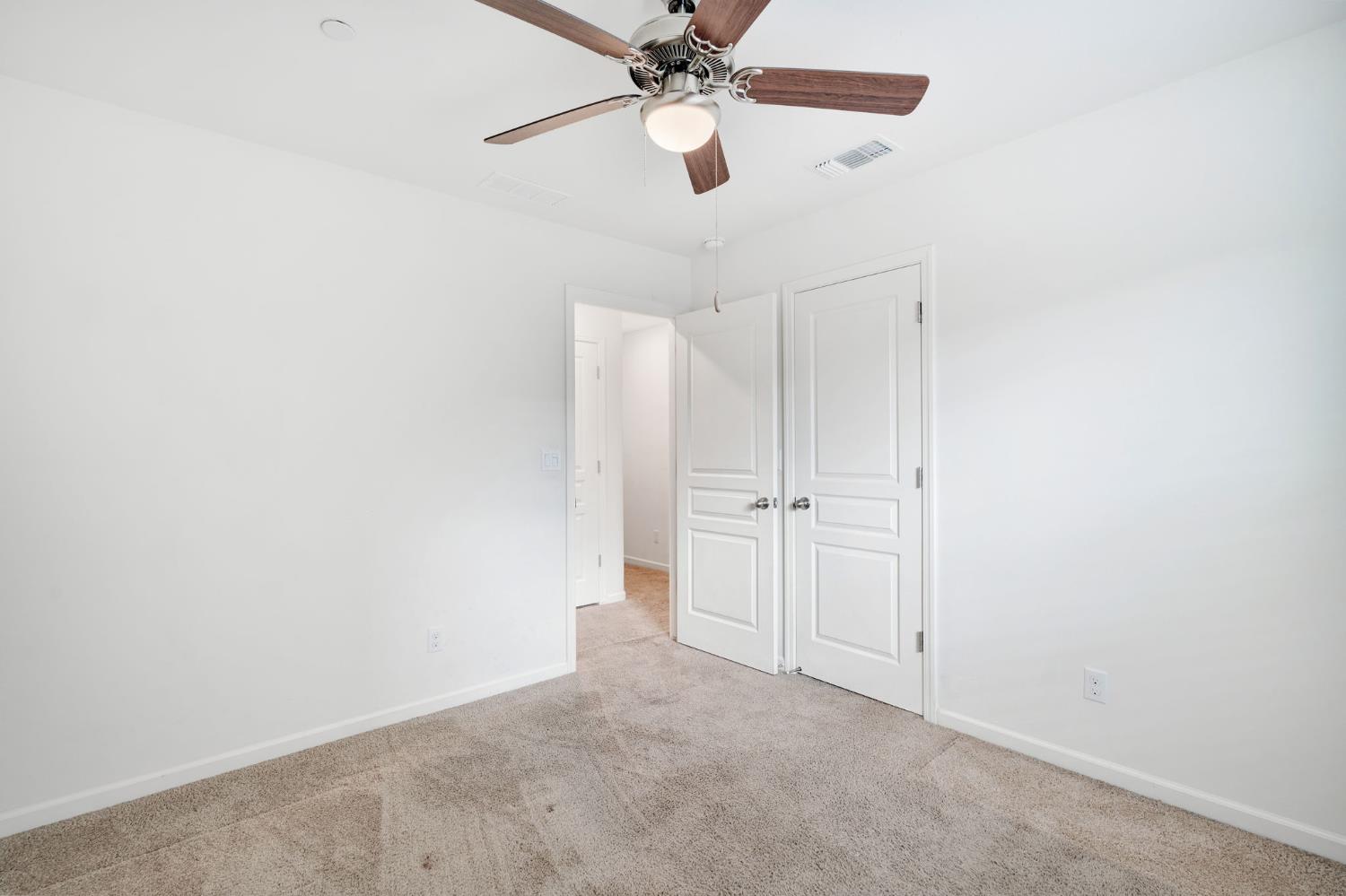 3689 N Mccaffrey Ave, Fresno, CA 93722