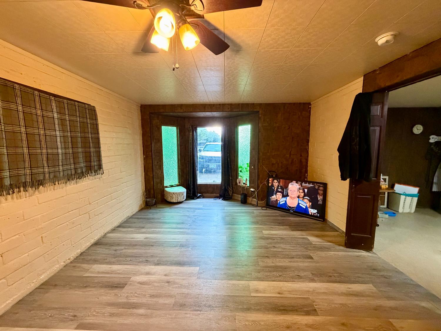 313 S K St, Madera, CA 93637