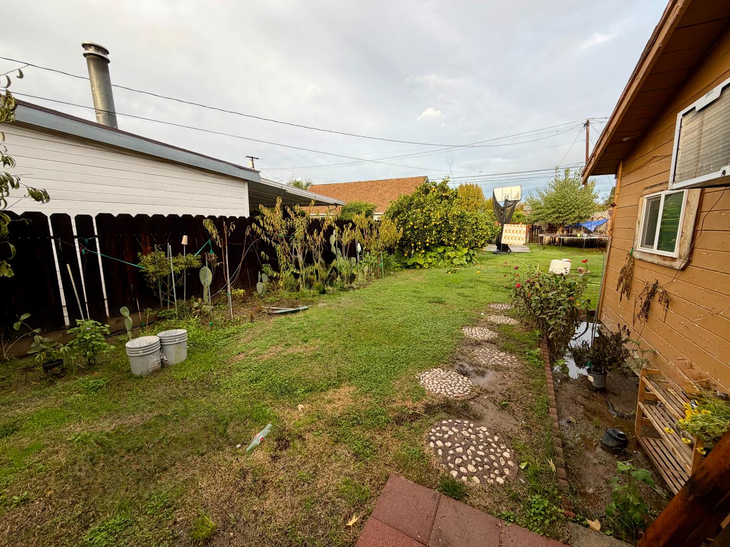 313 S K St, Madera, CA 93637