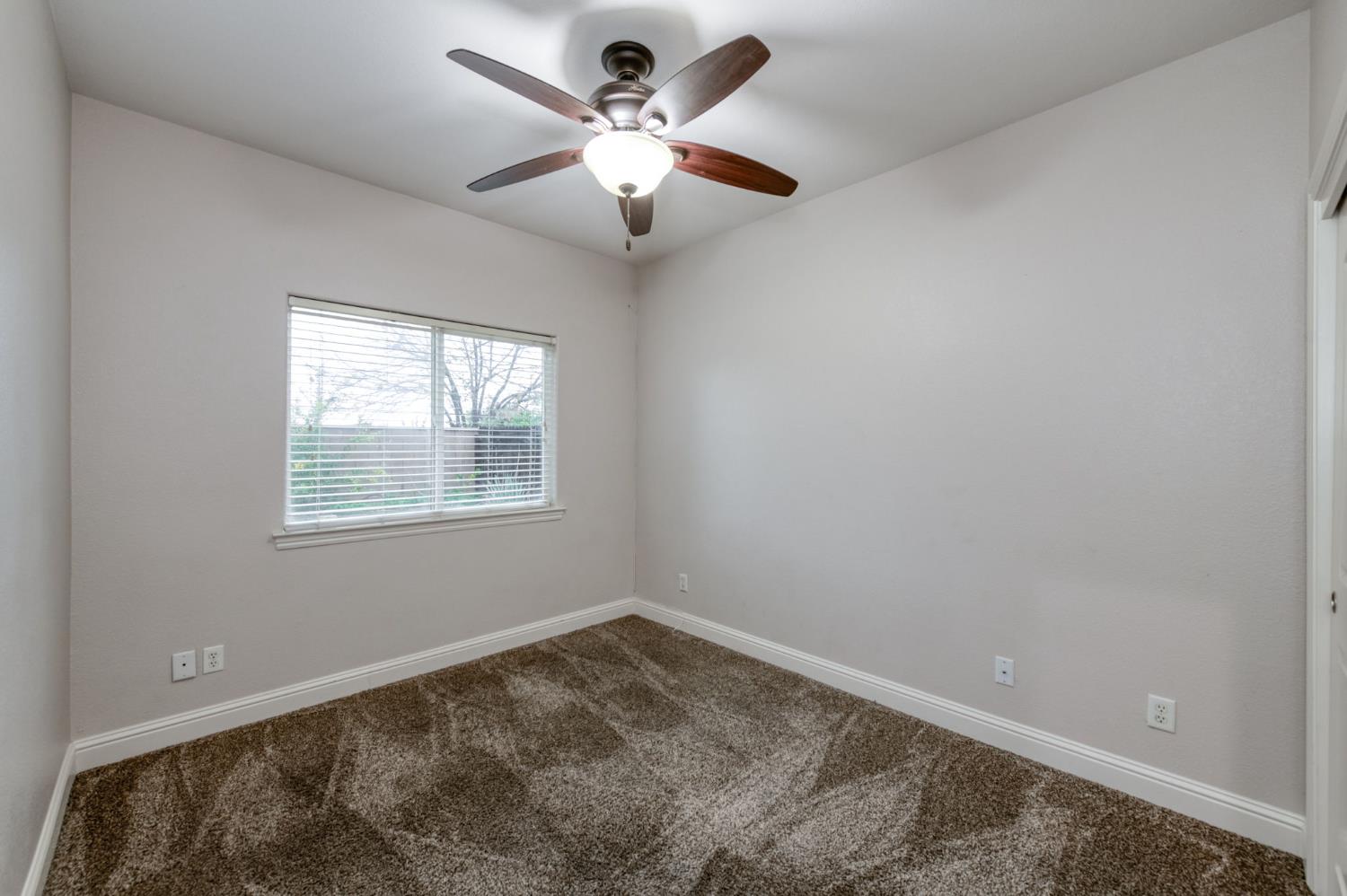 169 Rosewood Ave, Sanger, CA 93657