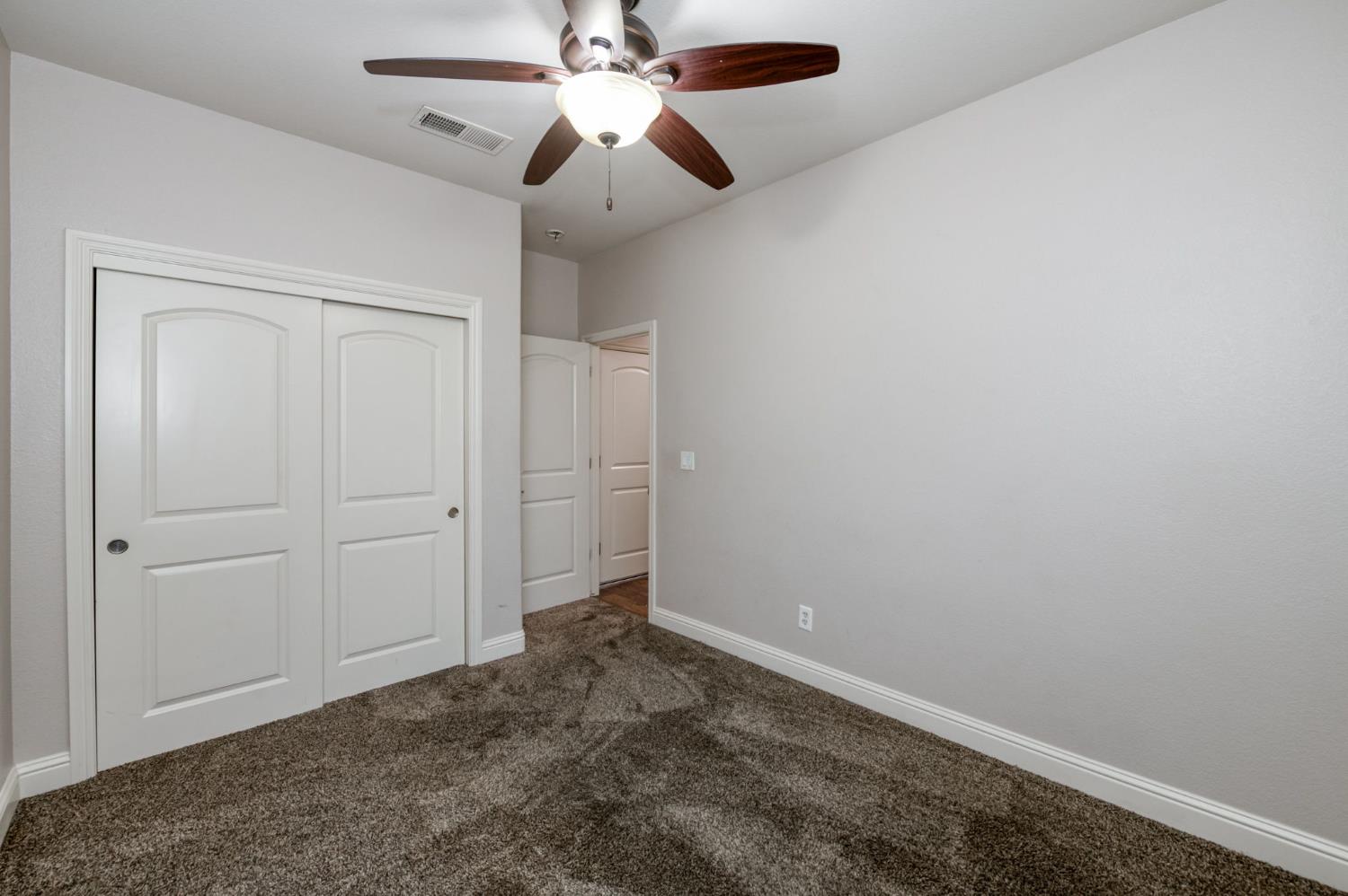 169 Rosewood Ave, Sanger, CA 93657