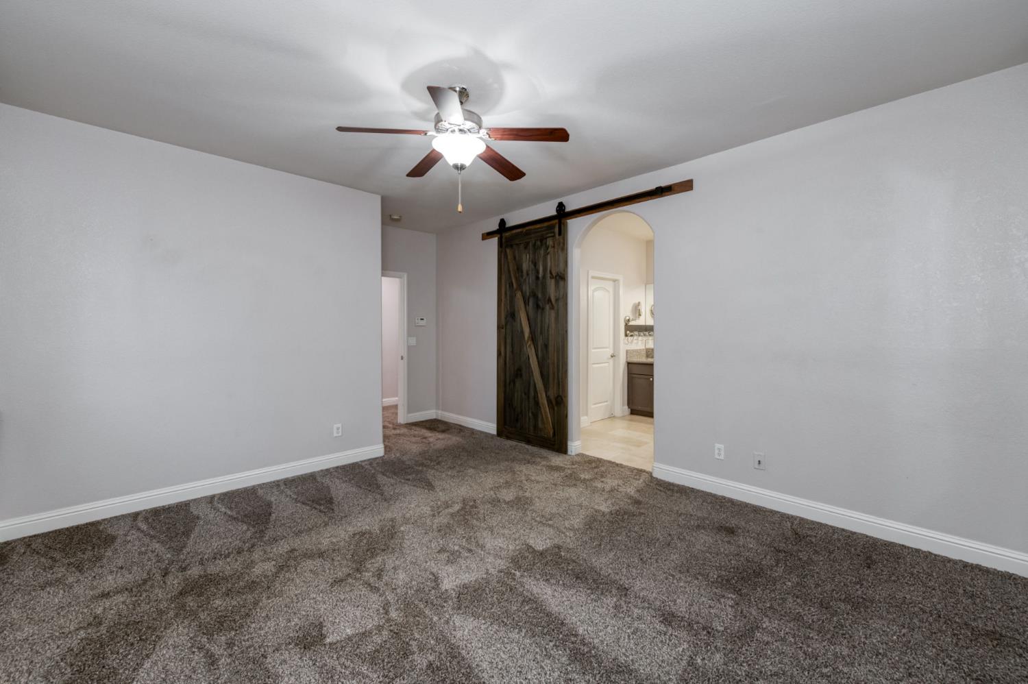 169 Rosewood Ave, Sanger, CA 93657