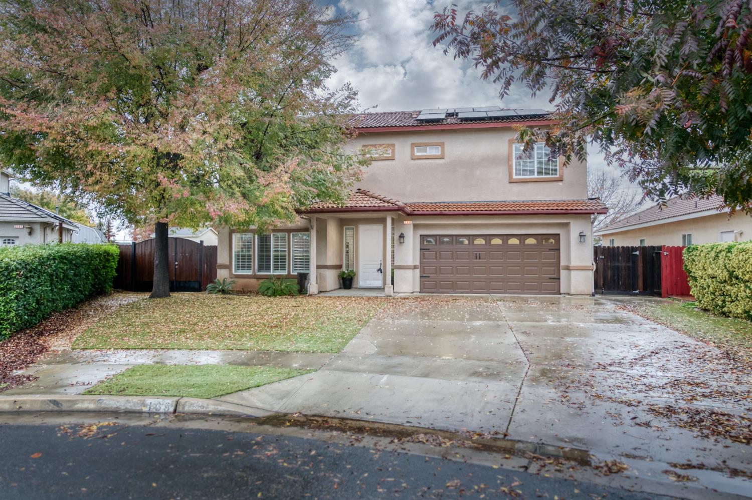 169 Rosewood Ave, Sanger, CA 93657