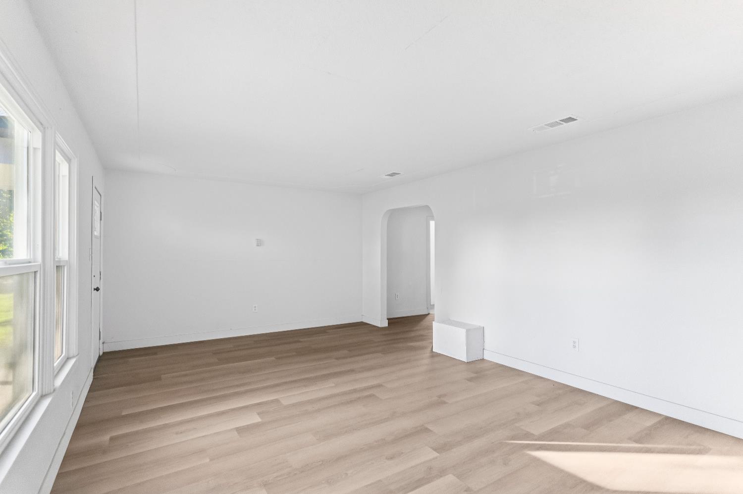 1405 E 22nd St, Merced, CA 95340