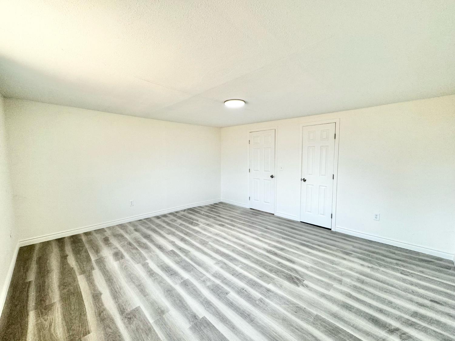 5035 E Laurel Ave, Fresno, CA 93727