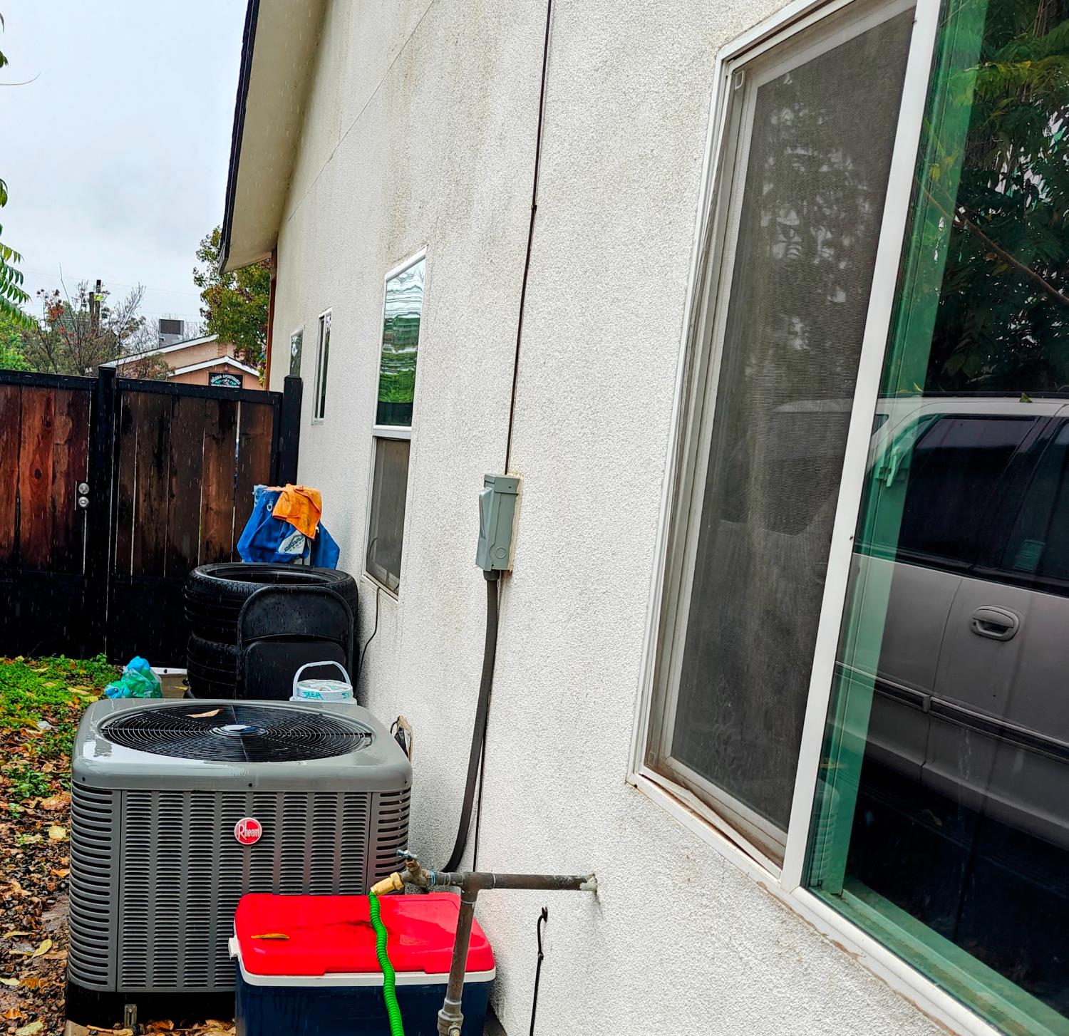 2425 S 10Th St, Fresno, CA 93725