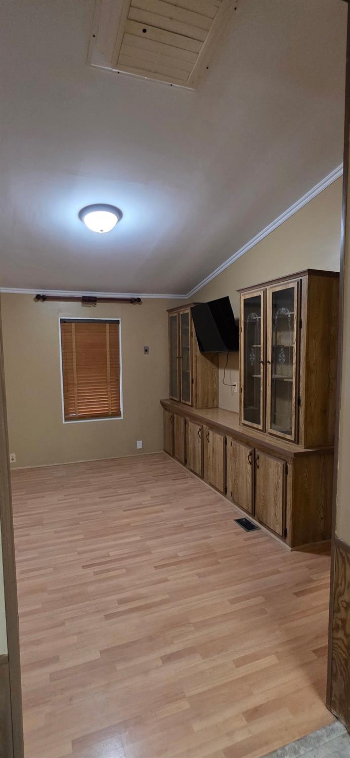 37314 Mistletoe Rd, Yokuts Valley, CA 93675