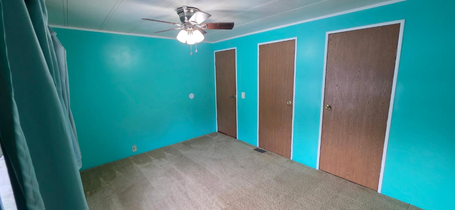 37314 Mistletoe Rd, Yokuts Valley, CA 93675