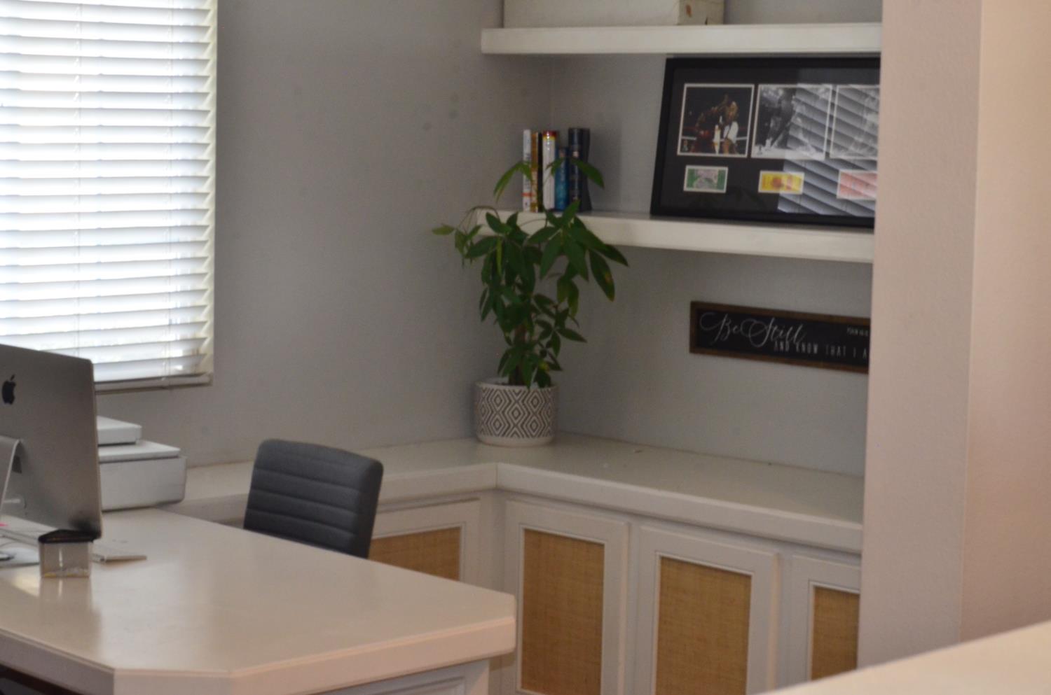 1508 W Avenue H1, Lancaster, CA 93534