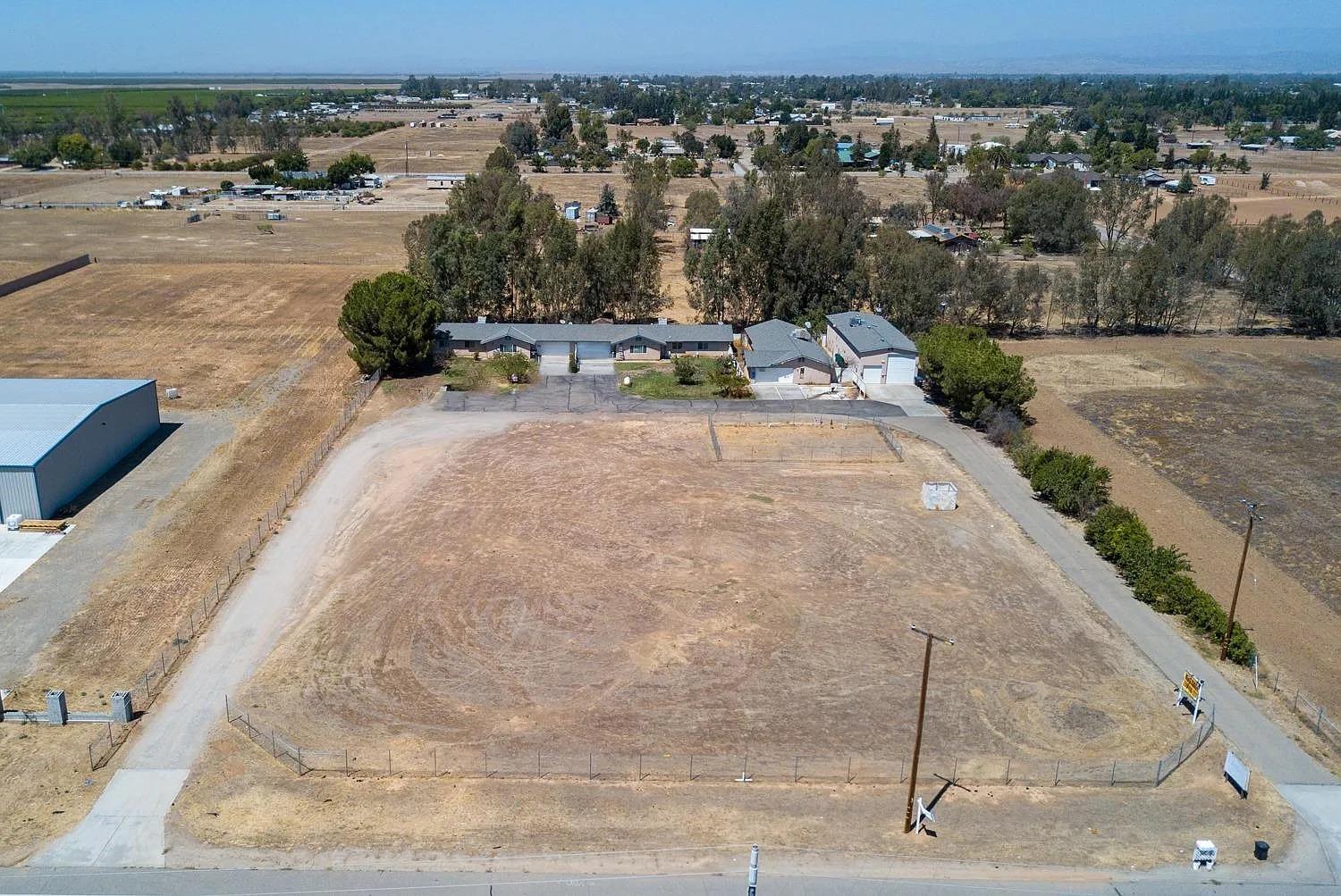 34681 Avenue 12, Madera, CA 93636