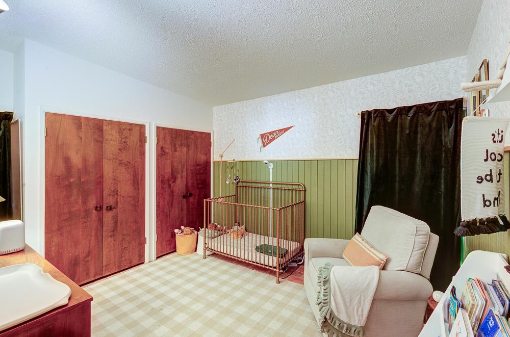 1326 W Morris Ave, Fresno, CA 93711