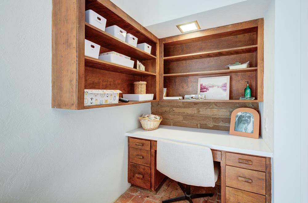 1326 W Morris Ave, Fresno, CA 93711