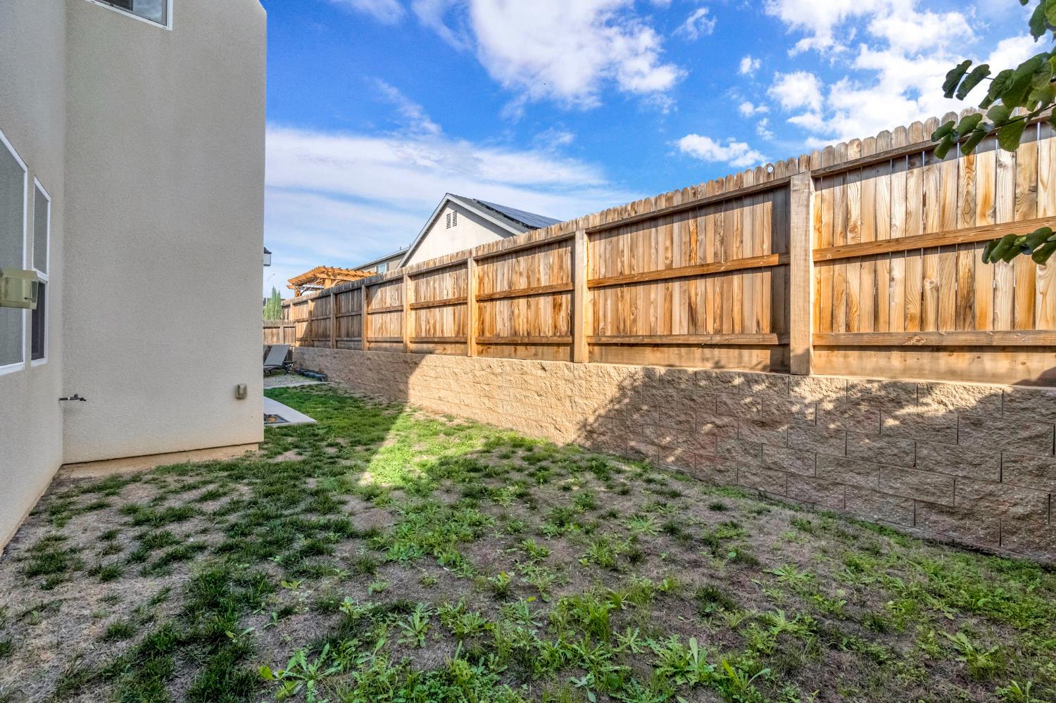 2625 Las Rosas Ave, Clovis, CA 93619