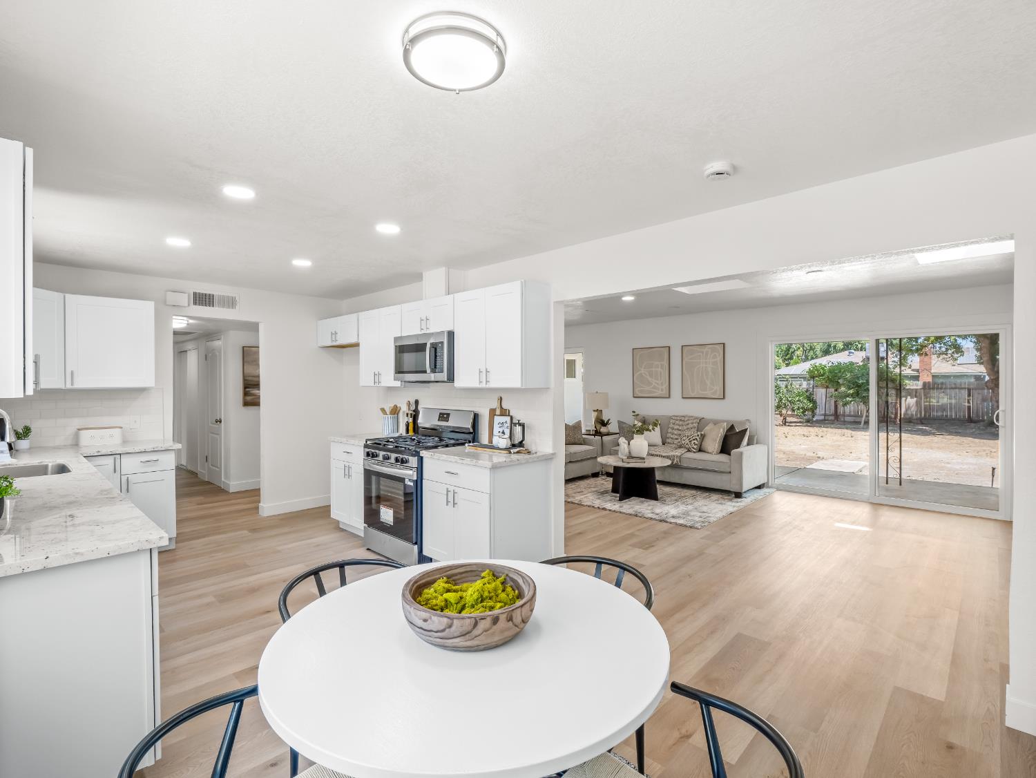 3236 W Browning Ave, Fresno, CA 93711