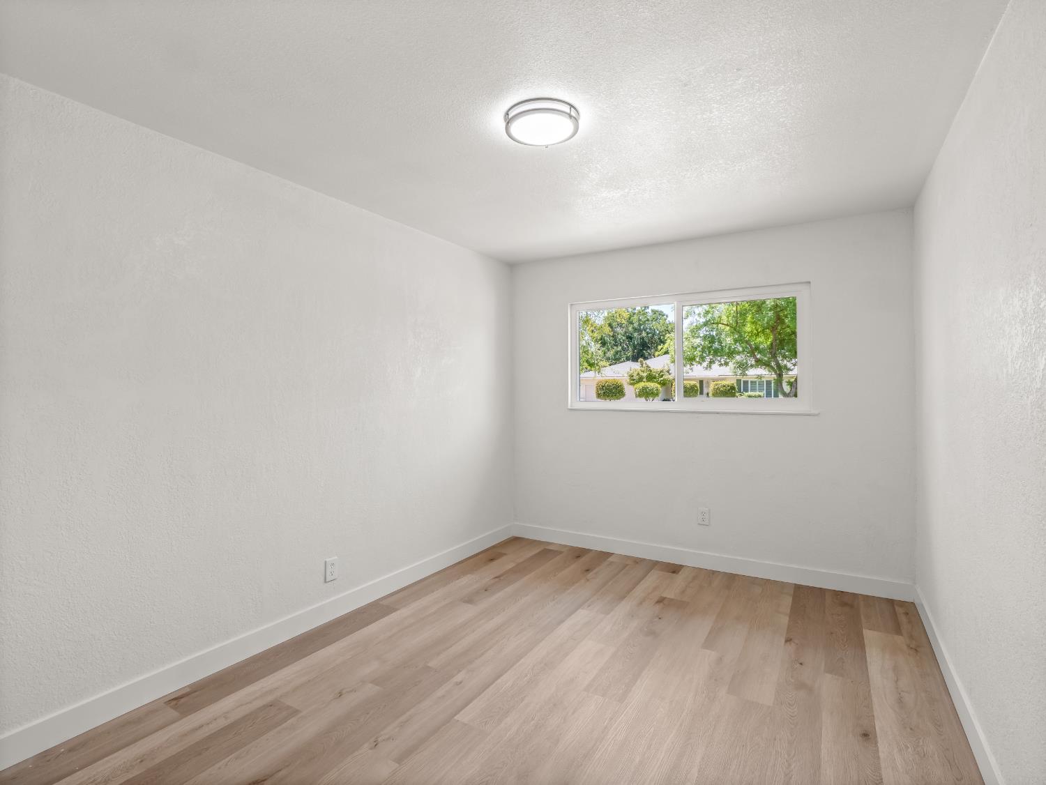 3236 W Browning Ave, Fresno, CA 93711