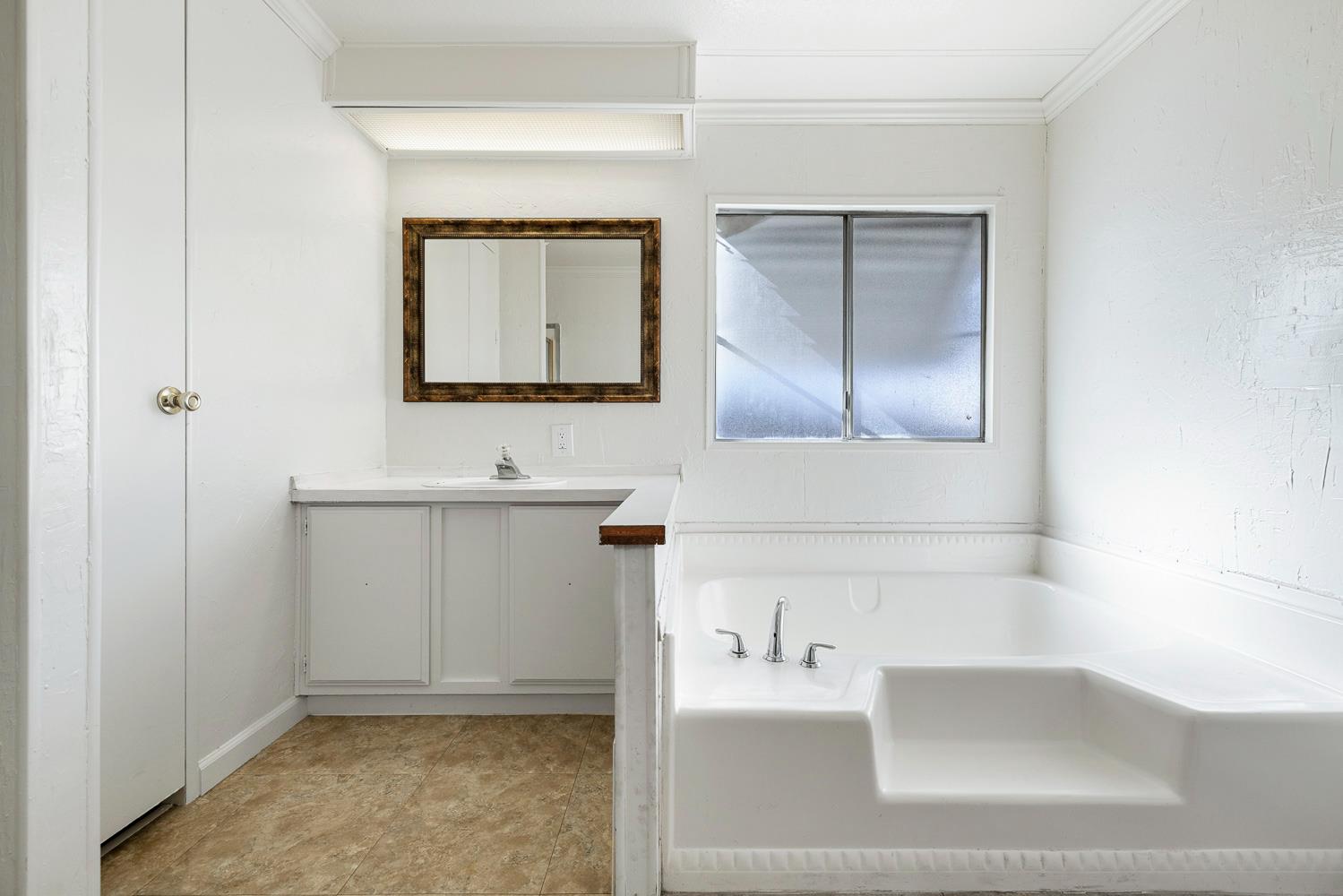 105 W Herndon Ave #66, Pinedale, CA 93650