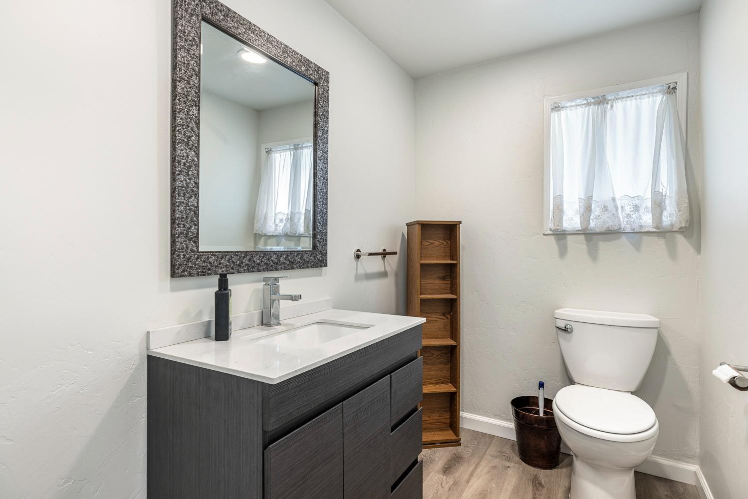 105 W Herndon Ave #66, Pinedale, CA 93650