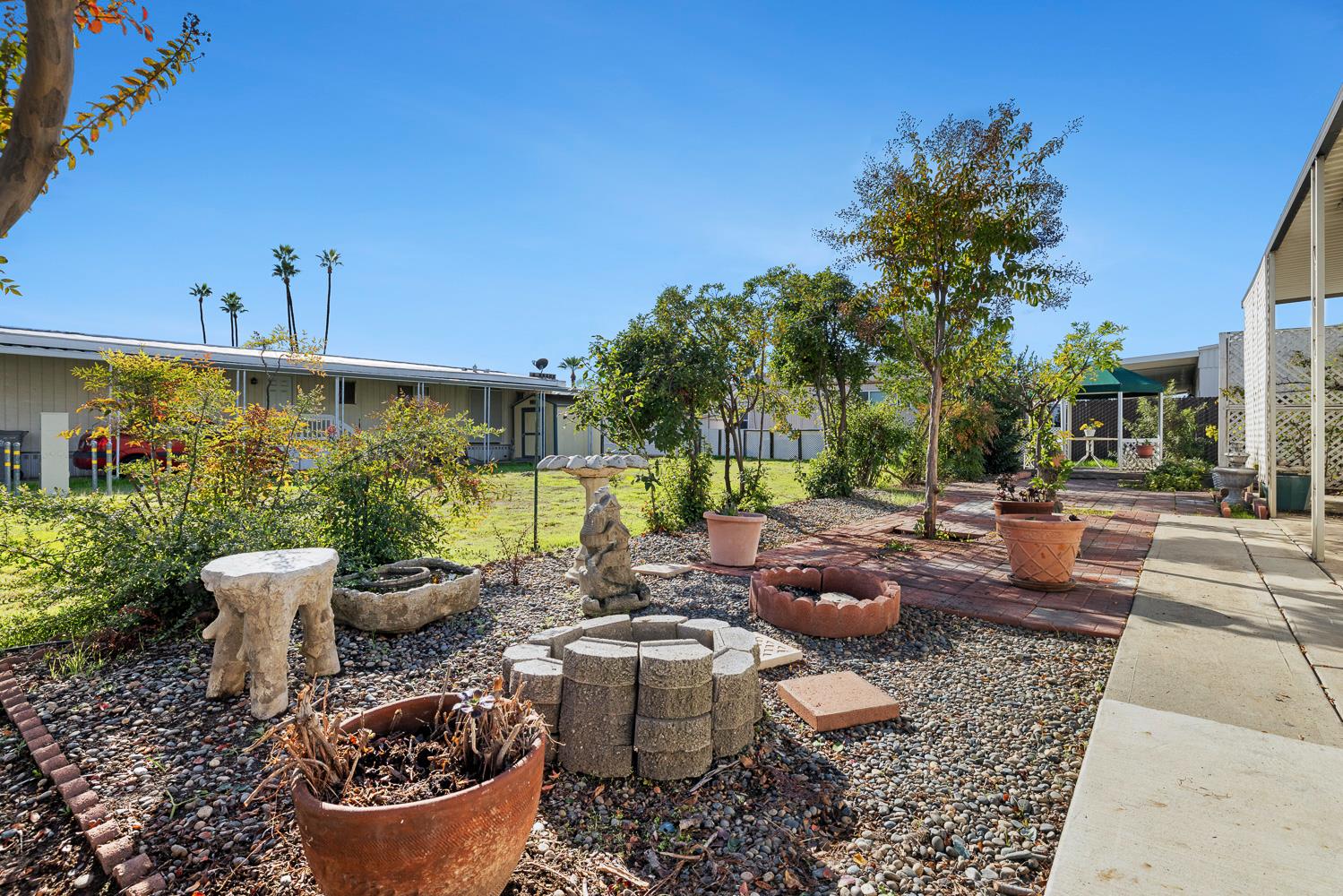 105 W Herndon Ave #66, Pinedale, CA 93650