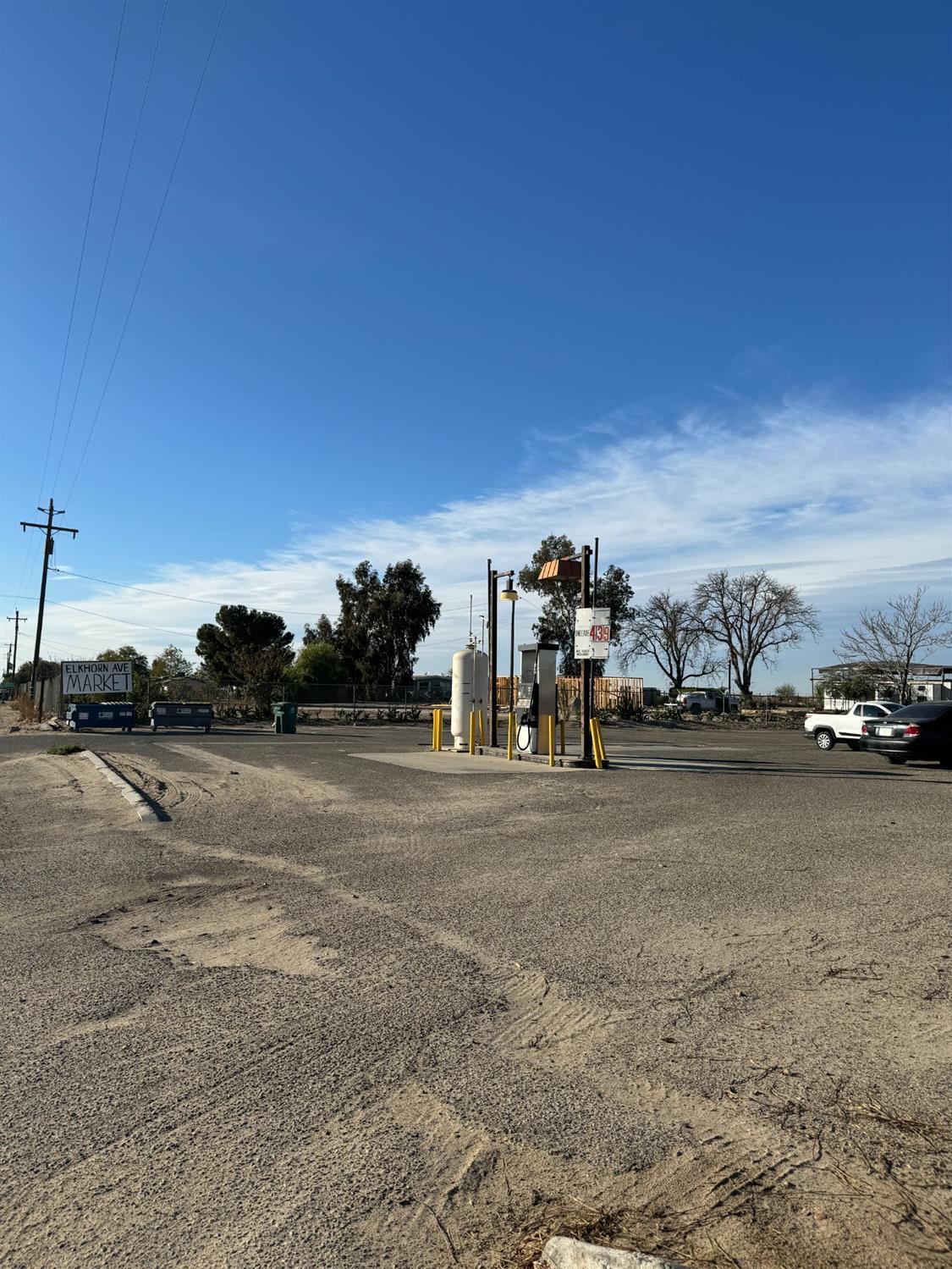 3126 W Elkhorn Ave, Caruthers, CA 93609